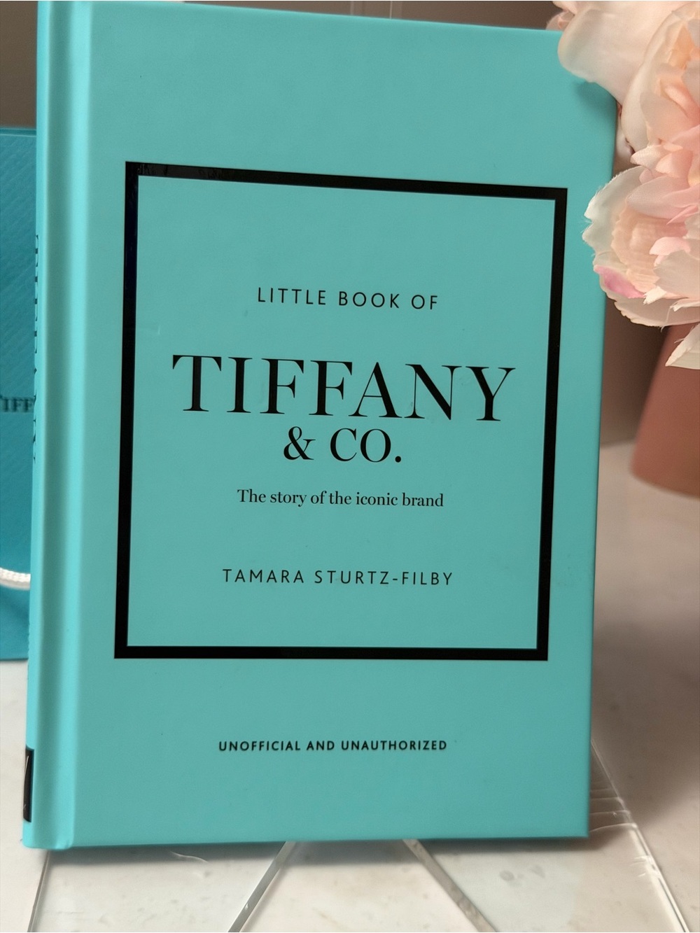Little Books of Fashion TIFFANY & CO Hardcover Book - Picture 8 of 8